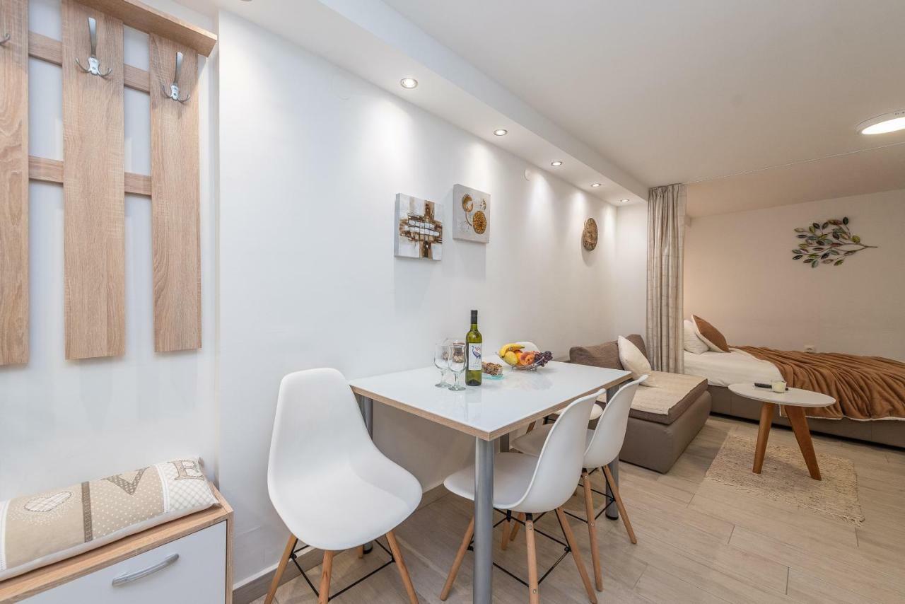 Apartments Luky زادار المظهر الخارجي الصورة